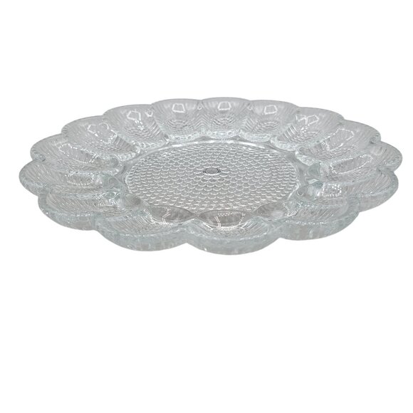 Pfaltzgraff Presentations Crystal Collection Deviled Egg Relish Platter - Picture 5 of 9